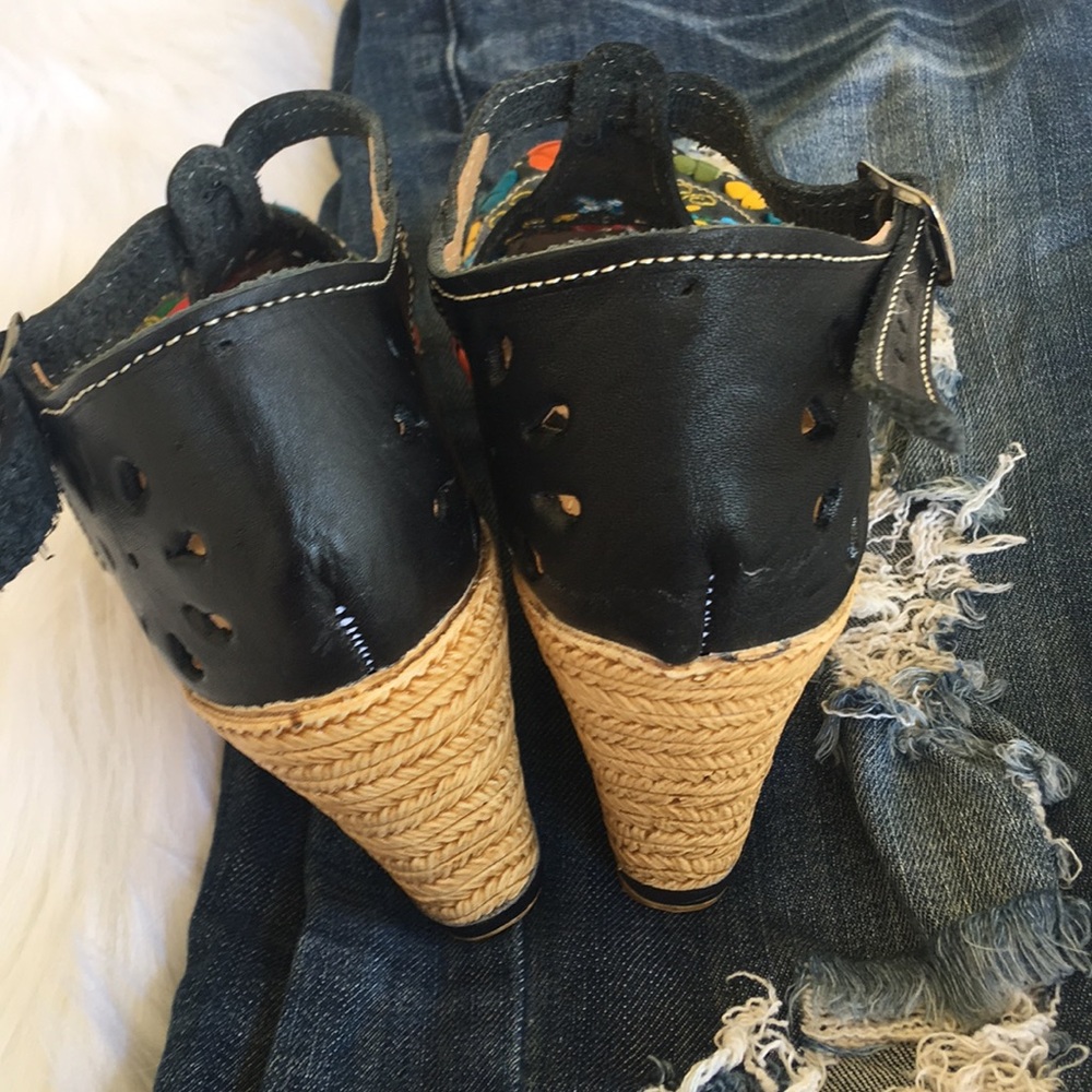 Embroidered Leather High Heels 3” tall platforms - Picture 2 of 2